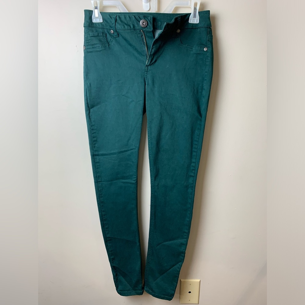 Women’s Maurice’s size small Green regular skinny jeans